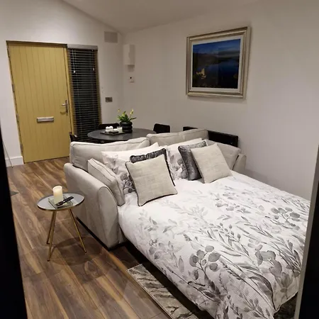 Maunie's Apartment
